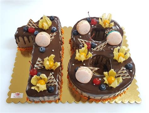 Tort Majorat In Forma De 18 Tort majorat in formă de 18 / Number „18” Shaped Cake - simonacallas